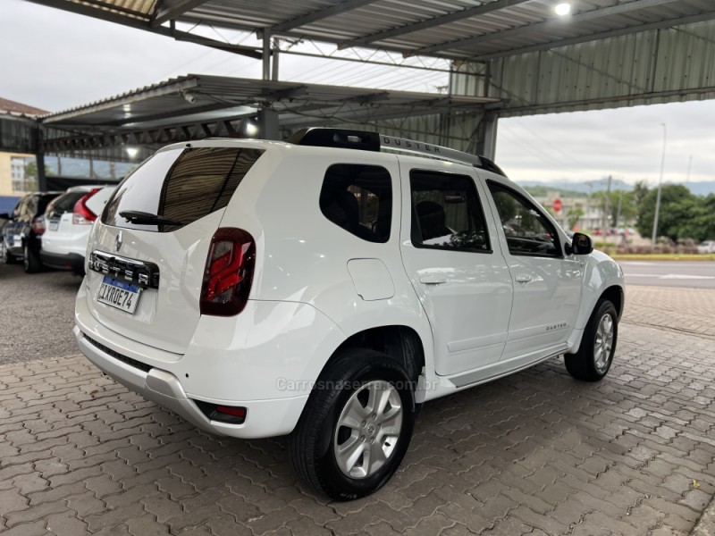 DUSTER 1.6 DYNAMIQUE 4X2 16V FLEX 4P MANUAL - 2017 - BOM PRINCíPIO