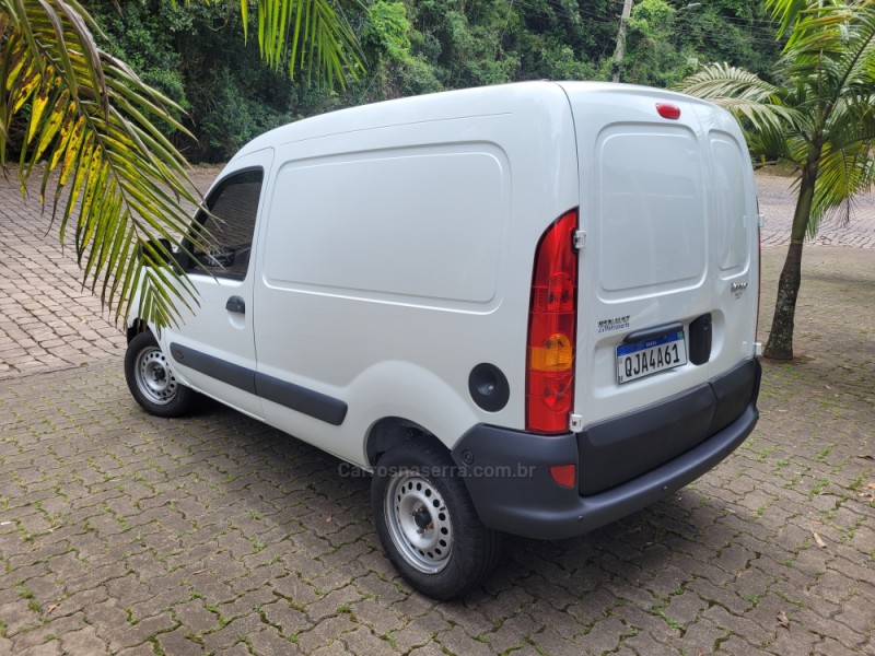 KANGOO 1.6 EXPRESSION 16V FLEX 4P MANUAL - 2018 - NOVA PRATA