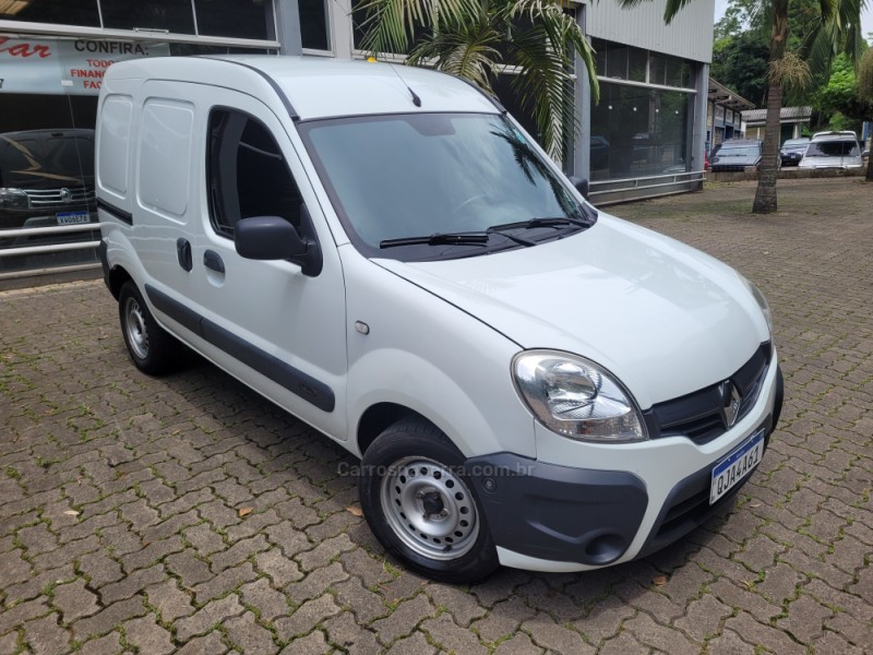 kangoo 1.6 expression 16v flex 4p manual 2018 nova prata