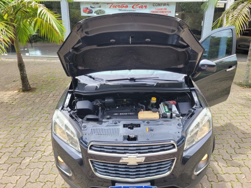 TRACKER 1.8 MPFI LTZ 4X2 16V FLEX 4P AUTOMÁTICO - 2014 - NOVA PRATA