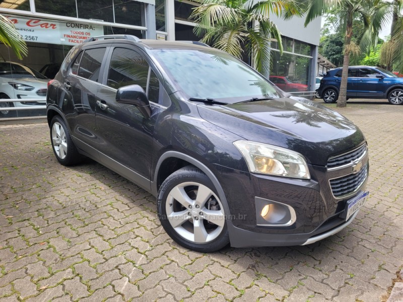 tracker 1.8 mpfi ltz 4x2 16v flex 4p automatico 2014 nova prata