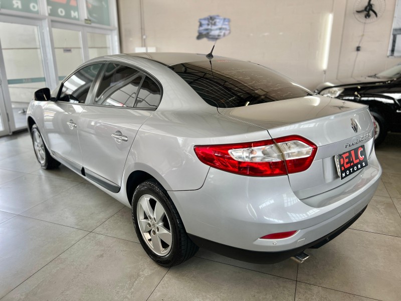 FLUENCE 1.6 EXPRESSION 16V FLEX 4P MANUAL - 2014 - CAXIAS DO SUL