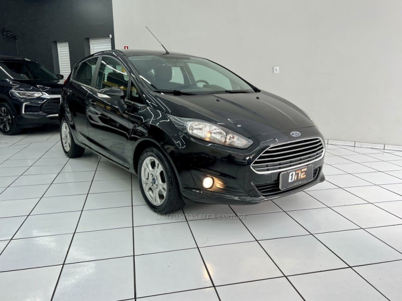 FIESTA 1.6 SEL HATCH 16V FLEX 4P MANUAL - 2017 - PASSO FUNDO