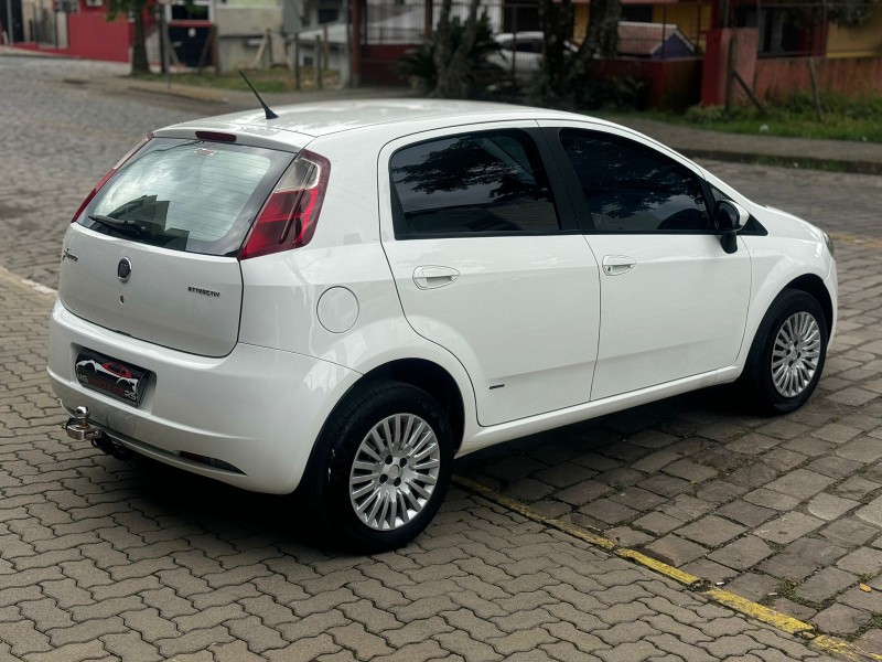 PUNTO 1.4 ATTRACTIVE 8V FLEX 4P MANUAL - 2012 - CAXIAS DO SUL