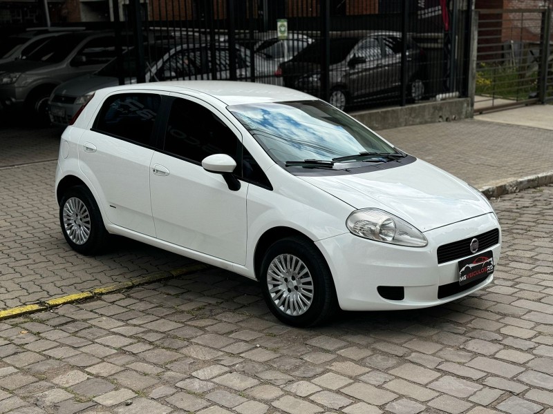 PUNTO 1.4 ATTRACTIVE 8V FLEX 4P MANUAL - 2012 - CAXIAS DO SUL