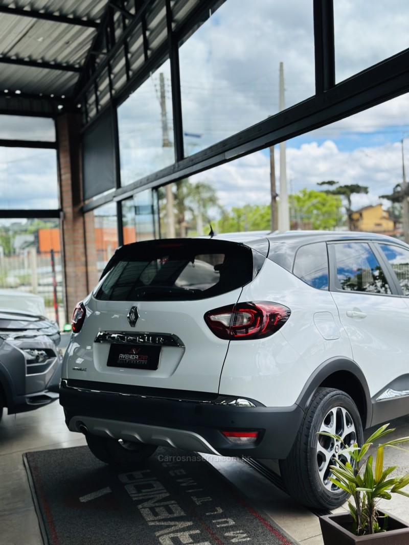 CAPTUR 1.6 16V FLEX INTENSE AUTOMÁTICO - 2020 - CANELA