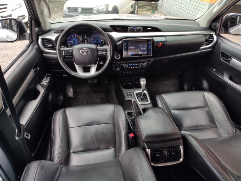 HILUX 2.8 SRX 4X4 CD 16V DIESEL 4P AUTOMÁTICO - 2017 - VENâNCIO AIRES