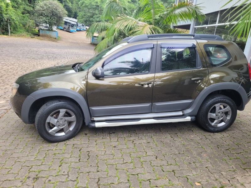 DUSTER 2.0 DYNAMIQUE 4X2 16V FLEX 4P AUTOMÁTICO - 2015 - NOVA PRATA