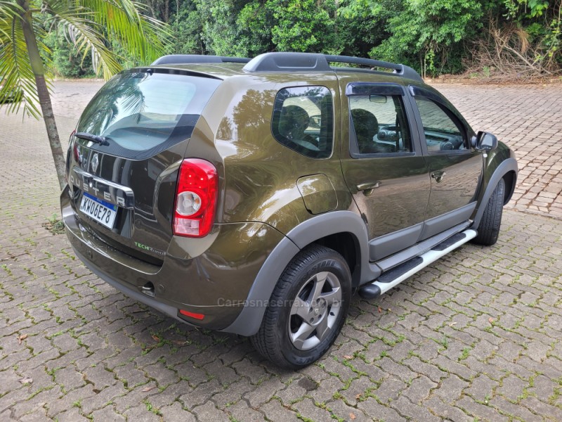 DUSTER 2.0 DYNAMIQUE 4X2 16V FLEX 4P AUTOMÁTICO - 2015 - NOVA PRATA