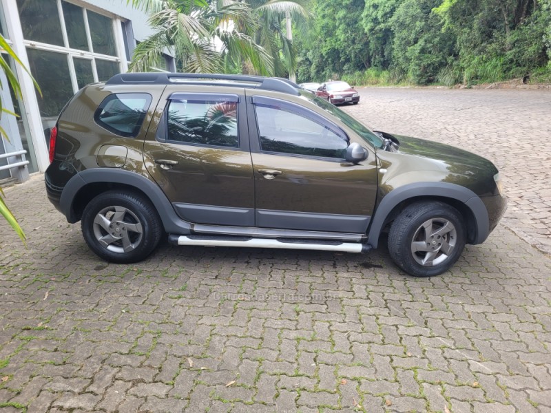 DUSTER 2.0 DYNAMIQUE 4X2 16V FLEX 4P AUTOMÁTICO - 2015 - NOVA PRATA