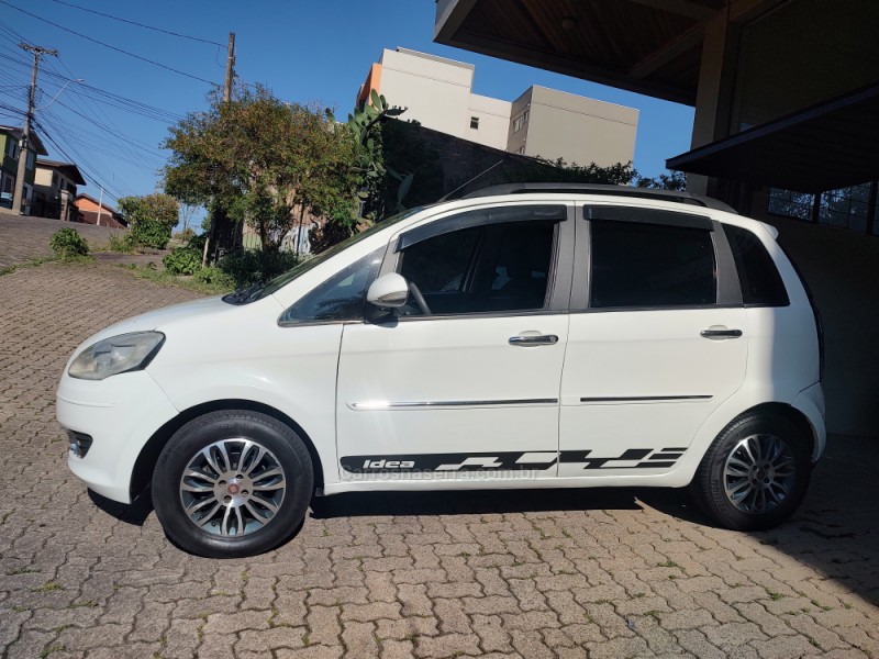 IDEA 1.6 MPI ESSENCE SUBLIME 16V FLEX 4P MANUAL - 2015 - CAXIAS DO SUL