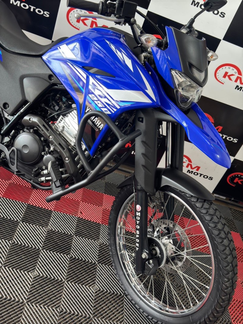 XTZ 250 LANDER - 2021 - PORTãO