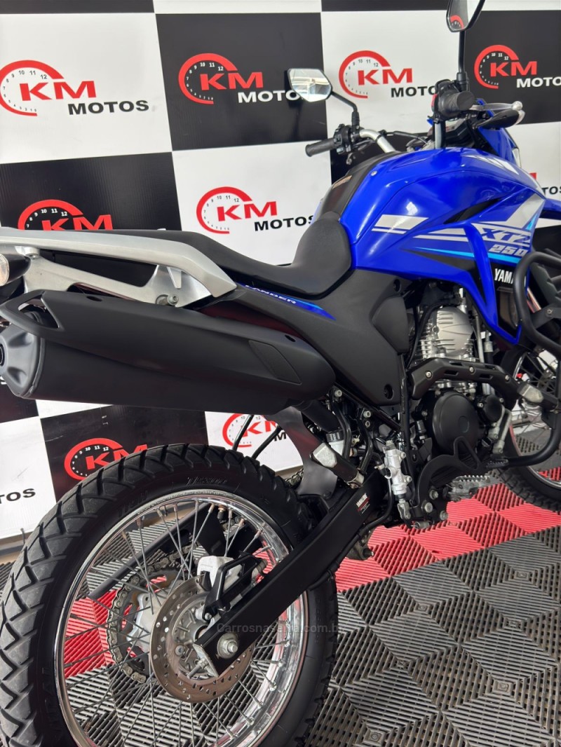 XTZ 250 LANDER - 2021 - PORTãO