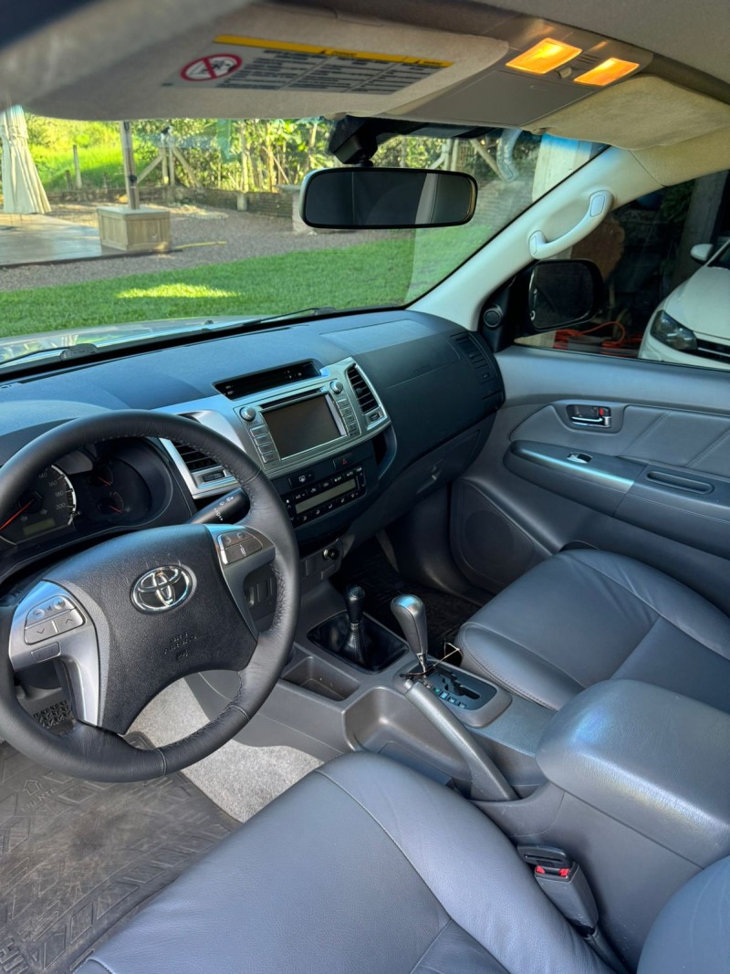 HILUX 2.7 SRV 4X4 CD 16V FLEX 4P AUTOMÁTICO - 2015 - LAJEADO