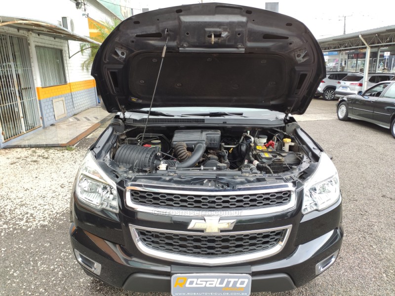 S10 2.4 LS 4X2 CD 8V FLEX 4P MANUAL - 2013 - VENâNCIO AIRES