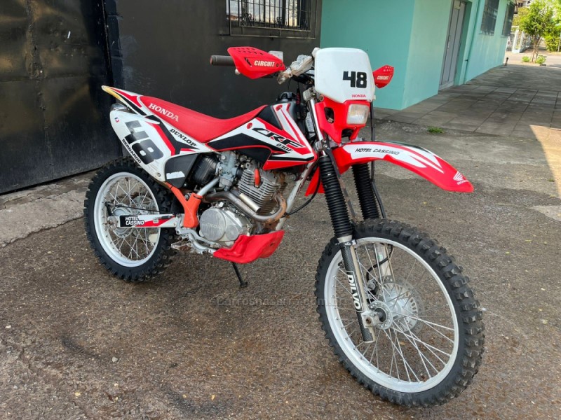 crf 230f  2015 flores da cunha