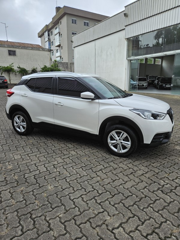 KICKS 1.6 16V FLEX S XTRONIC 4P AUTOMÁTICO - 2020 - FARROUPILHA