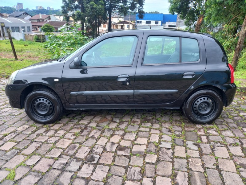 CLIO 1.0 AUTHENTIQUE 16V GASOLINA 4P MANUAL - 2008 - CAXIAS DO SUL