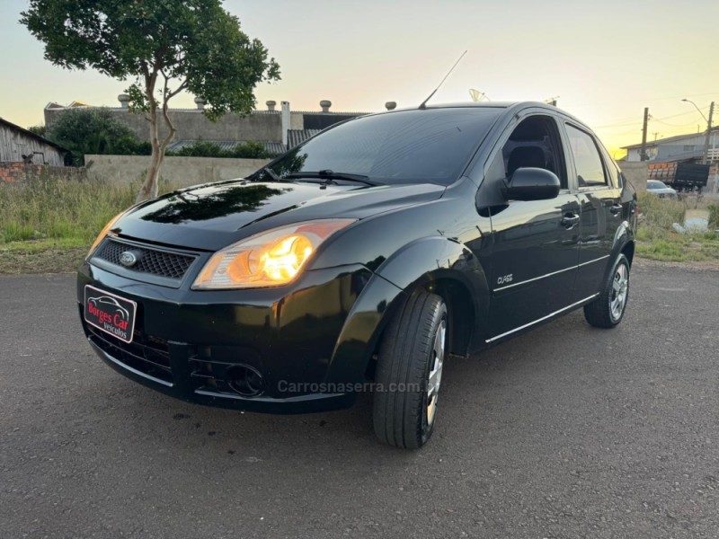 FIESTA 1.0 MPI CLASS 8V FLEX 4P MANUAL - 2010 - VACARIA