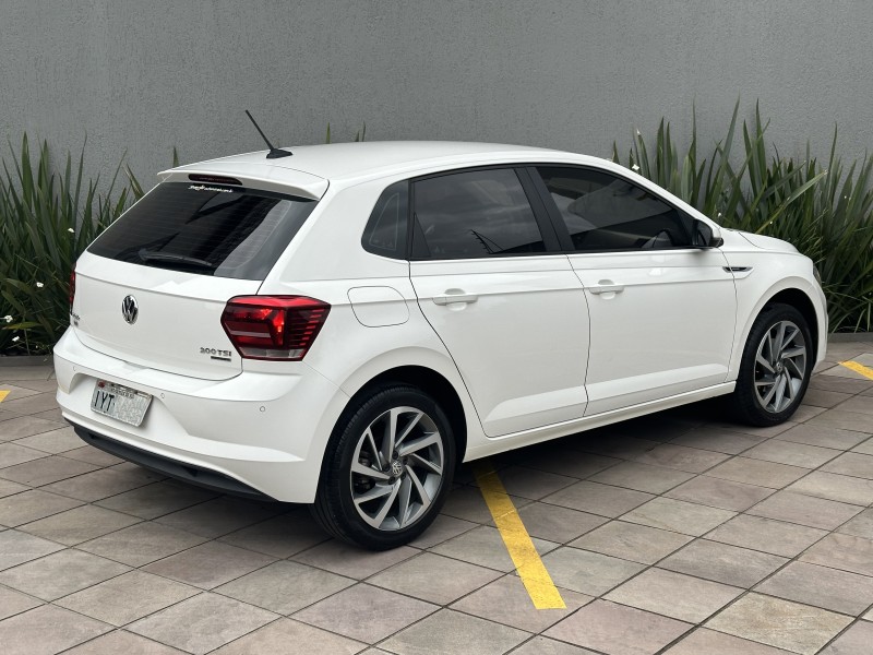 POLO 1.0	200 TSI HIGHLINE AUTOMÁTICO  - 2019 - CAXIAS DO SUL