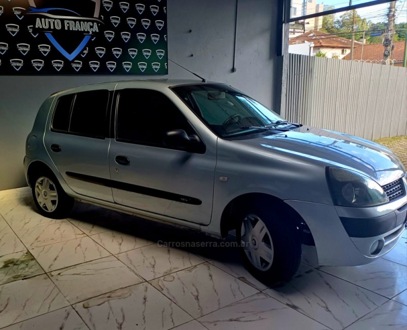 CLIO 1.0 EXPRESSION 16V GASOLINA 4P MANUAL - 2005 - CAXIAS DO SUL