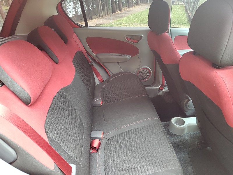 PALIO 1.6 MPI SPORTING 16V FLEX 4P MANUAL - 2015 - CAXIAS DO SUL