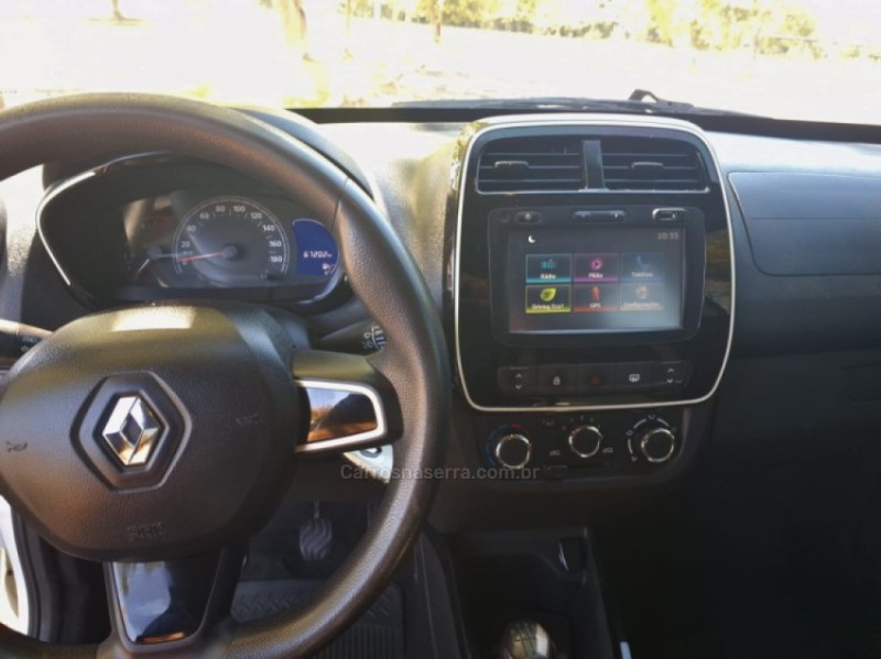 KWID 1.0 12V SCE FLEX INTENSE MANUAL - 2019 - BENTO GONçALVES