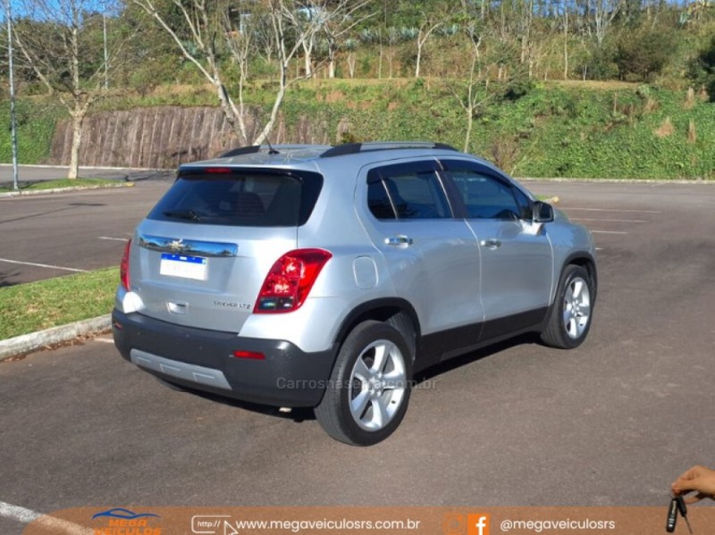 TRACKER 1.8 MPFI LTZ 4X2 16V FLEX 4P AUTOMÁTICO - 2015 - BENTO GONçALVES