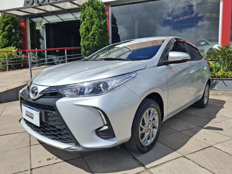 yaris 1.5 xs 16v flex 4p automatico 2023 farroupilha