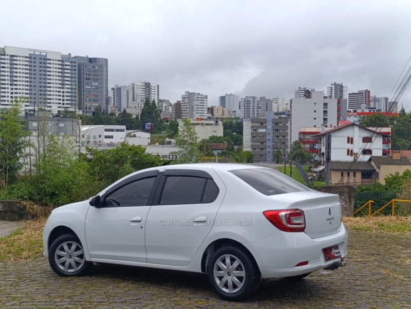 LOGAN 1.6 EXPRESSION 8V HI-FLEX 4P MANUAL - 2017 - CAXIAS DO SUL