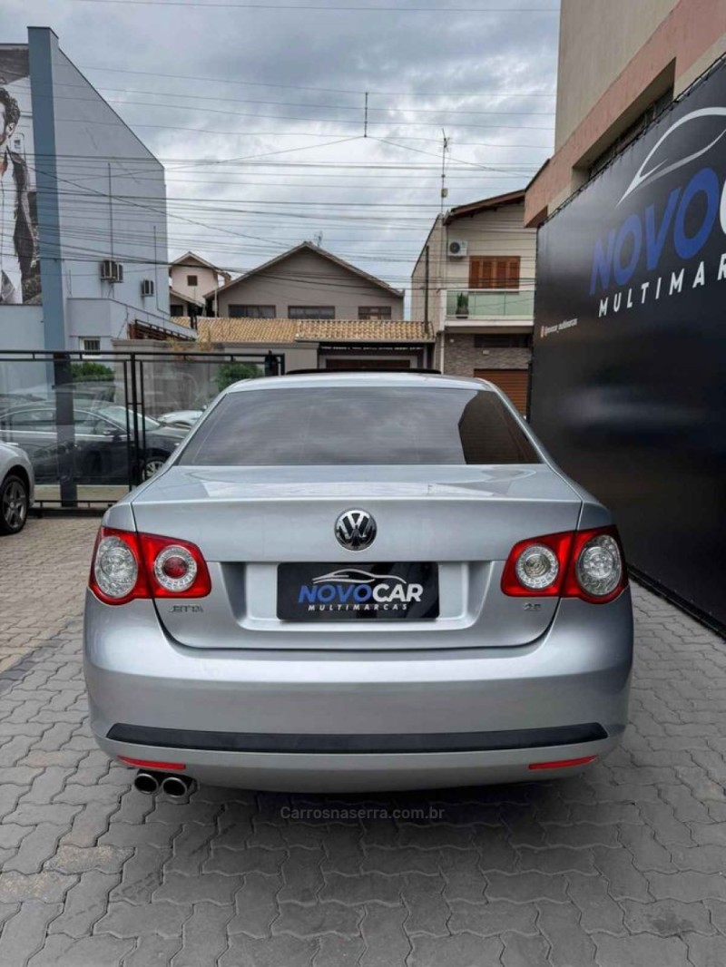 JETTA 2.5 I 20V 170CV GASOLINA 4P TIPTRONIC - 2008 - ESTâNCIA VELHA