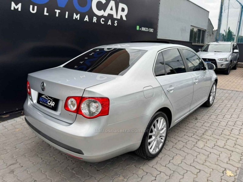 JETTA 2.5 I 20V 170CV GASOLINA 4P TIPTRONIC - 2008 - ESTâNCIA VELHA