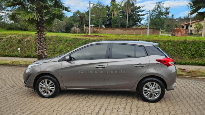 YARIS 1.3 16V FLEX XL PLUS TECH MULTIDRIVE17 - 2020 - IVOTI