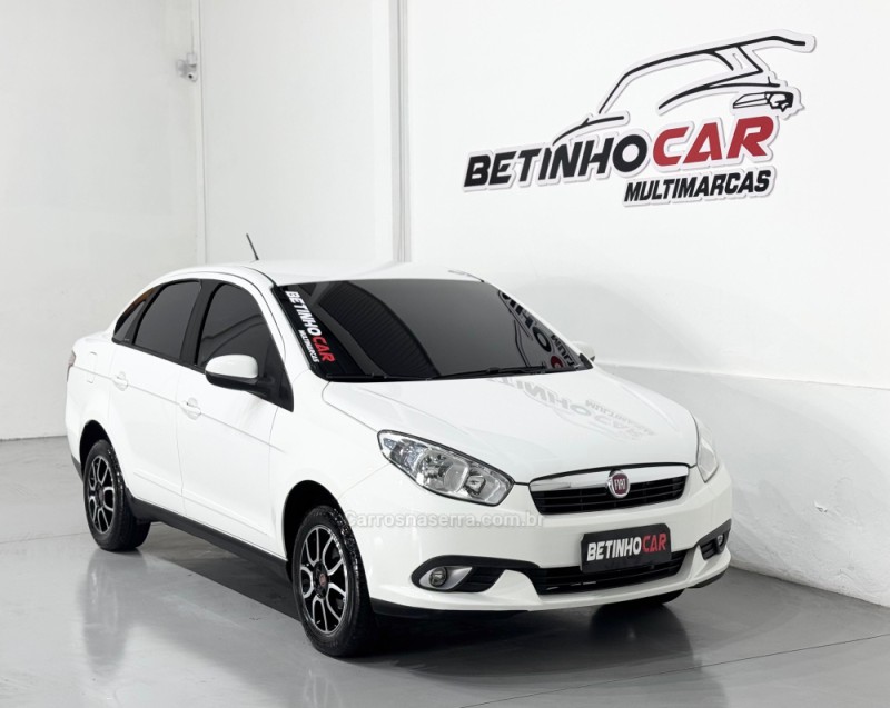 GRAND SIENA 1.4 MPI ATTRACTIVE 8V FLEX 4P MANUAL - 2015 - ESTâNCIA VELHA