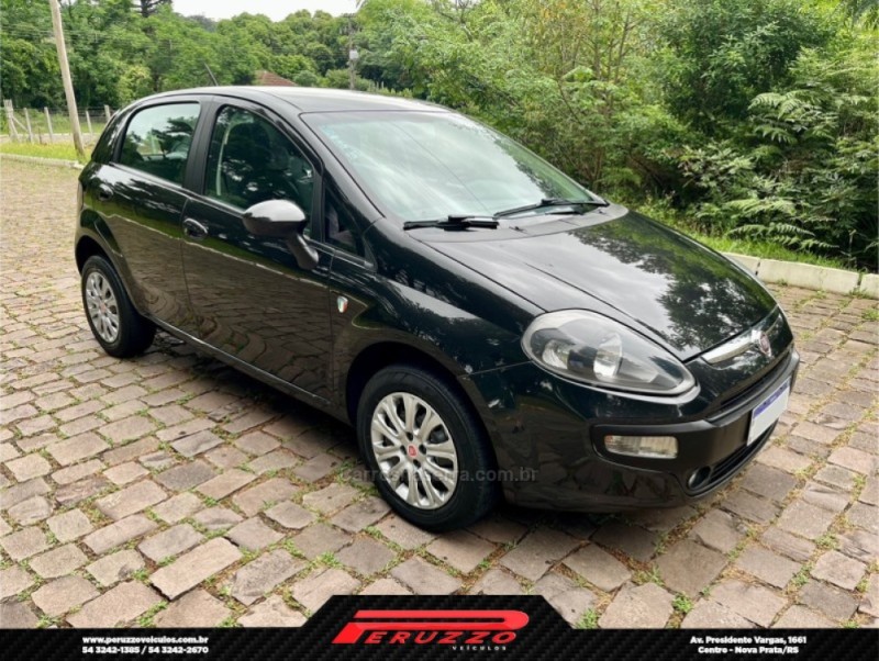 PUNTO 1.4 ATTRACTIVE ITALIA 8V FLEX 4P MANUAL - 2013 - NOVA PRATA