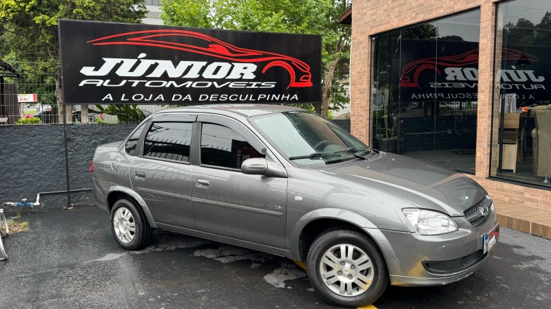 CLASSIC 1.0 MPFI LS 8V FLEX 4P MANUAL - 2011 - CAXIAS DO SUL