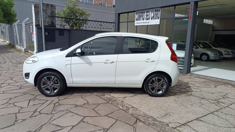 PALIO 1.6 MPI ESSENCE 16V FLEX 4P AUTOMATIZADO - 2013 - FLORES DA CUNHA