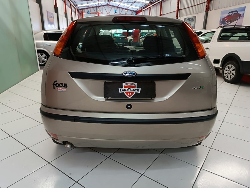 FOCUS 1.6 8V FLEX 4P MANUAL - 2008 - NOVO HAMBURGO