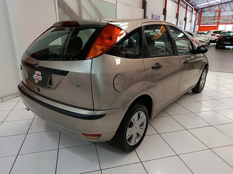 FOCUS 1.6 8V FLEX 4P MANUAL - 2008 - NOVO HAMBURGO