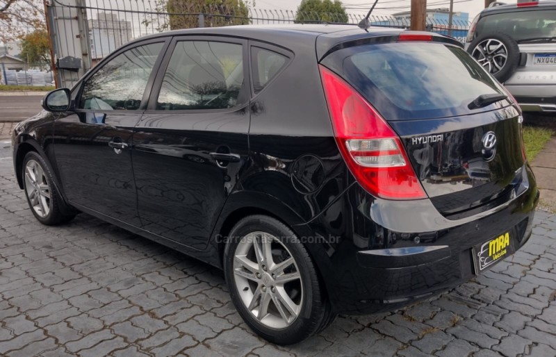 I30 2.0 MPI 16V GASOLINA 4P MANUAL - 2011 - CAXIAS DO SUL