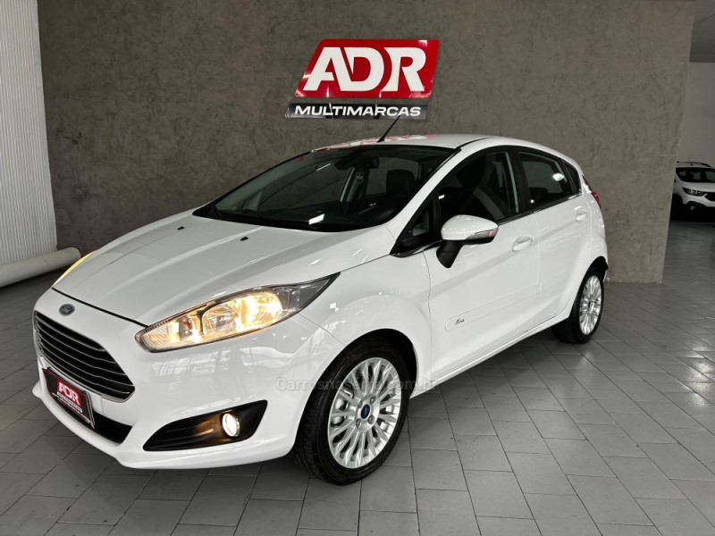 fiesta 1.6 titanium hatch 16v flex 4p automatico 2014 caxias do sul