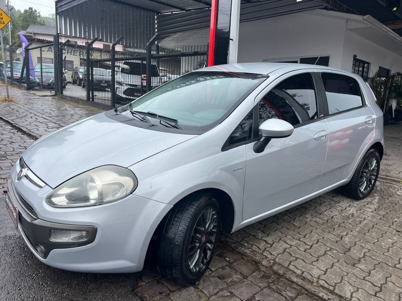 PUNTO 1.6 ESSENCE 16V FLEX 4P AUTOMATIZADO - 2013 - CAXIAS DO SUL