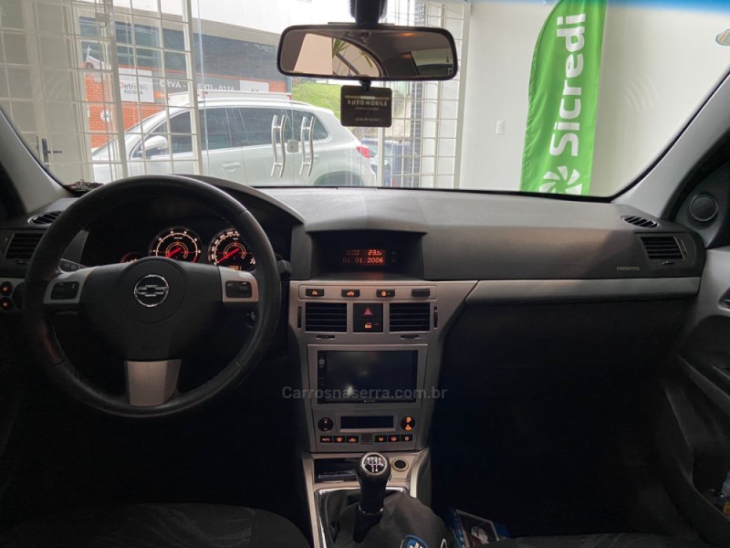 VECTRA 2.0 MPFI ELEGANCE 8V FLEX 4P MANUAL - 2009 - ANTôNIO PRADO