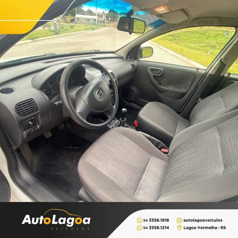 CORSA 1.4 MPFI MAXX 8V FLEX 4P MANUAL - 2012 - LAGOA VERMELHA