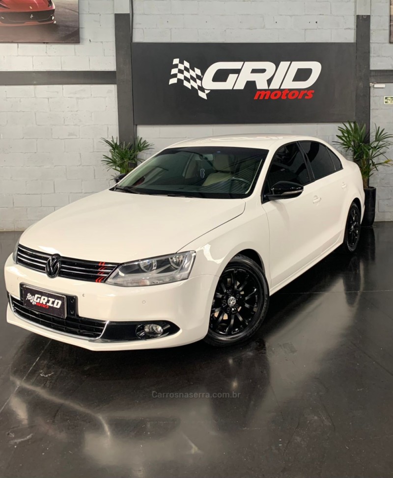 JETTA 2.0 COMFORTLINE FLEX 4P TIPTRONIC