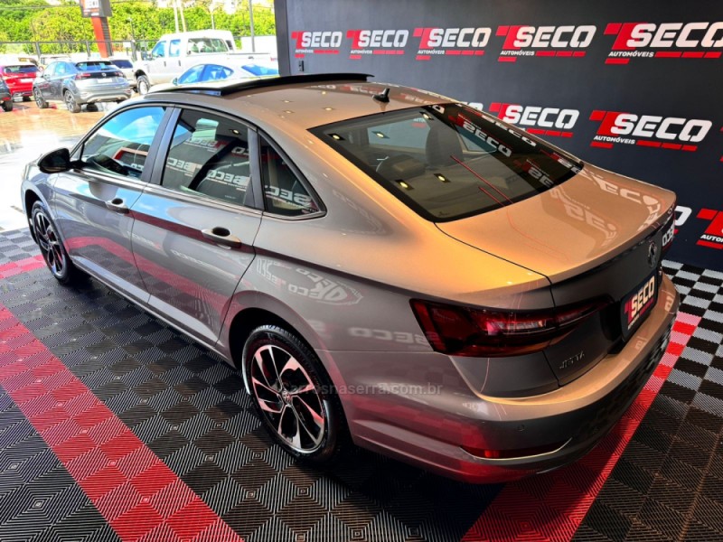 JETTA 2.0 TSI HIGHLINE 200CV GASOLINA 4P TIPTRONIC - 2020 - PASSO FUNDO