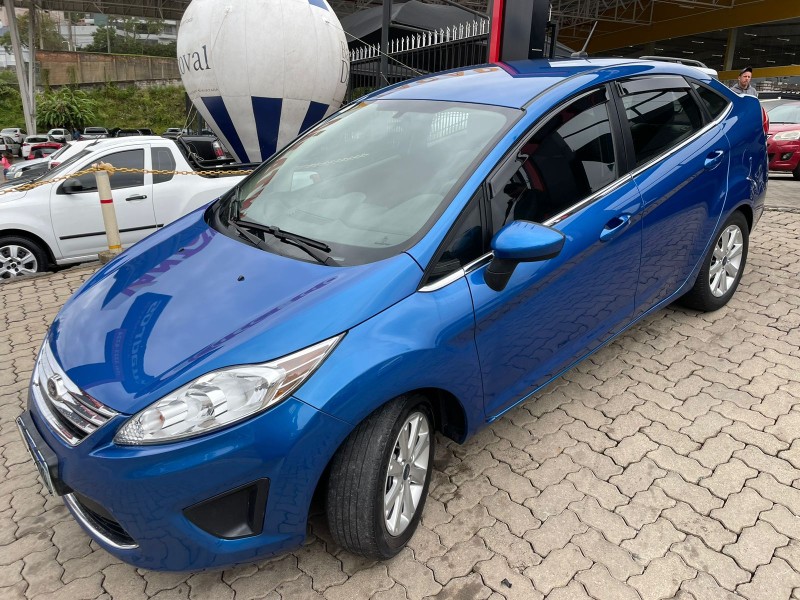 FIESTA 1.6 SE SEDAN 16V FLEX 4P MANUAL - 2011 - CAXIAS DO SUL