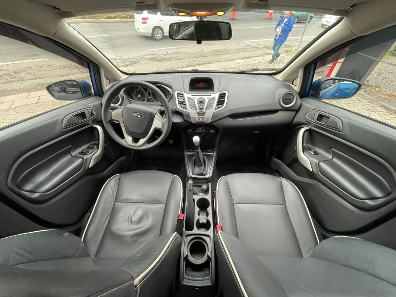 FIESTA 1.6 SE SEDAN 16V FLEX 4P MANUAL - 2011 - CAXIAS DO SUL