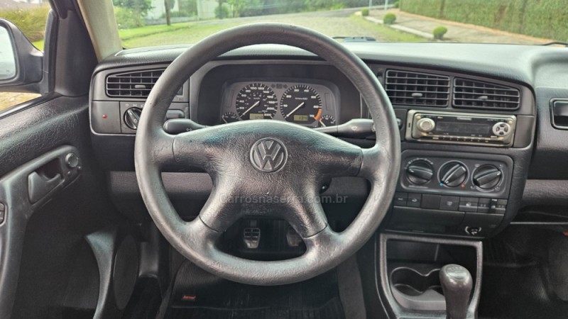 GOLF 2.0 MI 8V FLEX 4P MANUAL - 1998 - IVOTI