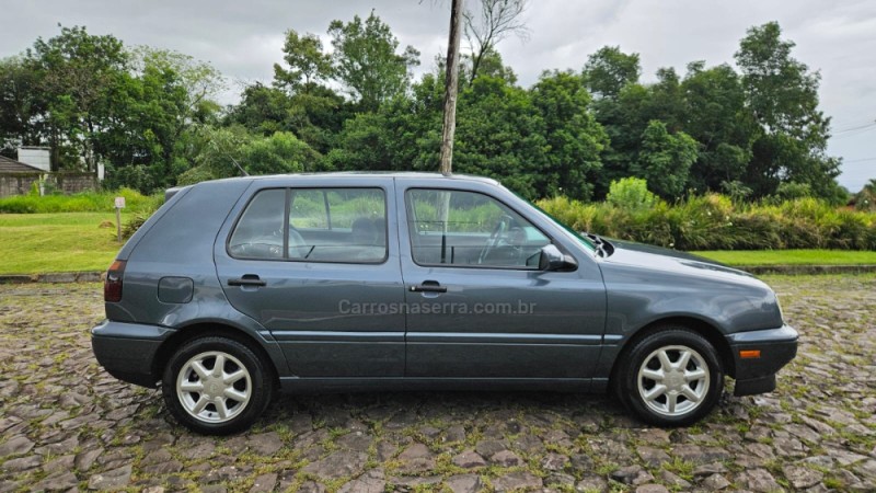 GOLF 2.0 MI 8V FLEX 4P MANUAL - 1998 - IVOTI